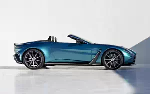   Aston Martin V12 Vantage Roadster - 2022