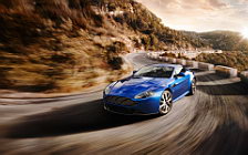   Aston Martin V8 Vantage S - 2011