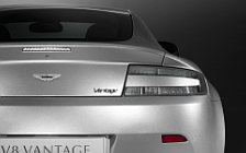   Aston Martin V8 Vantage - 2010