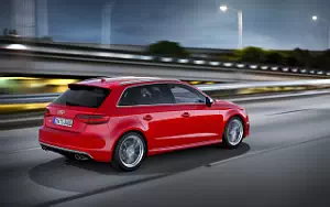  Audi S3 Sportback - 2013