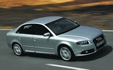   Audi S4 - 2004