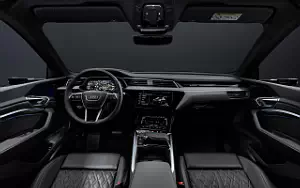   Audi SQ8 Sportback e-tron quattro - 2022