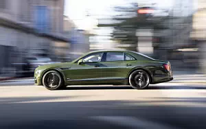 Обои автомобили Bentley Flying Spur Hybrid (British Racing Green) US-spec - 2022