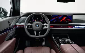   BMW 760i xDrive M Sport US-spec - 2022