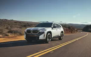   BMW XM (Mineral White Metallic) US-spec - 2023