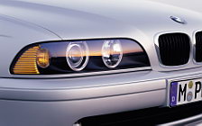   BMW 5-series - 2001