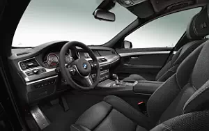   BMW 5 Series Touring M Sport Package - 2013