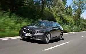   BMW 530e (Sophisto Grey Metallic) - 2023