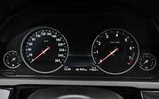   BMW 750i - 2012