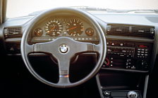   BMW M3 E30 - 1987