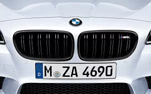 Обои автомобили BMW M5 Performance Accessories - 2013