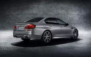Обои автомобили BMW M5 30 Jahre - 2014