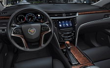   Cadillac XTS - 2013