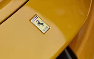   Ferrari SF90 Spider - 2021