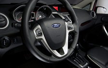   Ford Fiesta Sedan - 2011