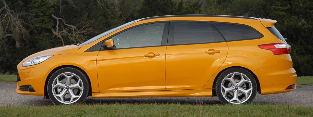   Ford Focus ST Wagon UK-spec - 2012 - Car wallpapers