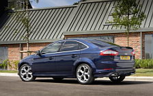   Ford Mondeo Hatchback Titanium X UK-spec - 2011