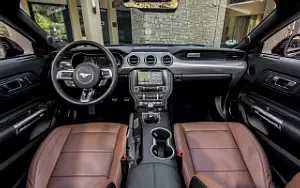 Обои автомобили Ford Mustang EcoBoost Convertible (Royal Crimson) EU-spec - 2017
