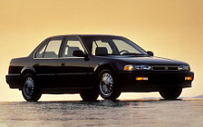   Honda Accord - 1990