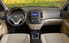  Hyundai Elantra Touring 2009