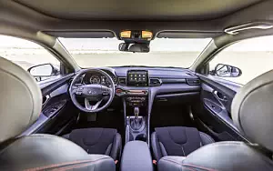   Hyundai Veloster Turbo US-spec - 2018