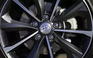   Hyundai Veloster US-spec - 2018
