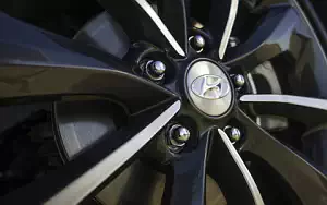   Hyundai Veloster US-spec - 2018