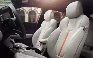   Hyundai Veloster Turbo US-spec - 2019
