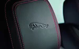   Jaguar E-Pace R-Dynamic First Edition - 2017