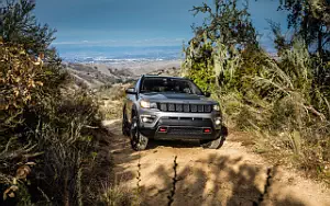   Jeep Compass Trailhawk - 2017