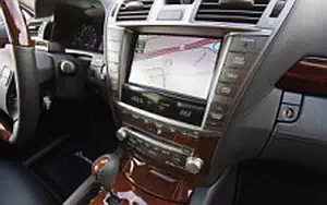   Lexus LS 460 L AWD CA-spec - 2010