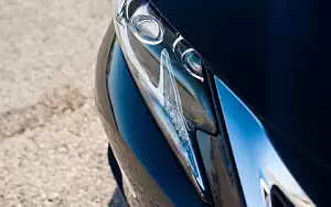   Lexus ES 300h US-spec - 2015