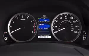   Lexus IS 350 US-spec - 2013