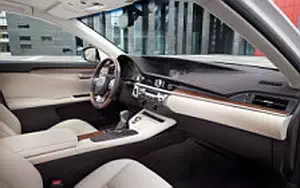   Lexus ES 200 - 2015