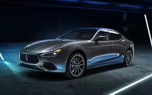 Обои автомобили Maserati Ghibli Hybrid GranSport - 2021