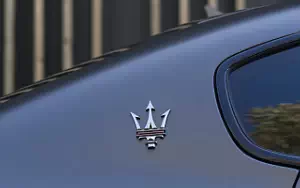 Обои автомобили Maserati Quattroporte Trofeo Carbon Pack - 2022