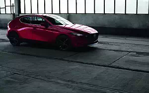   Mazda 3 Hatchback (Soul Red Crystal) - 2019
