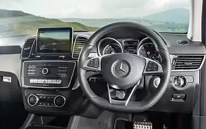   Mercedes-Benz GLE 500 e 4MATIC AMG Line UK-spec - 2015