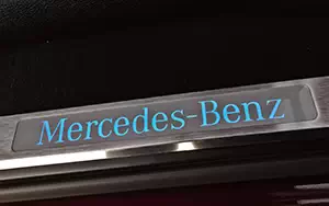   Mercedes-Benz G550 US-spec - 2013
