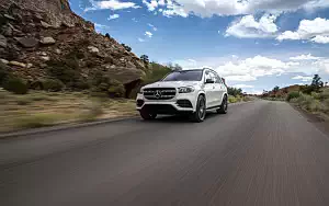   Mercedes-Benz GLS 580 4MATIC AMG Line (Diamond White) US-spec - 2019
