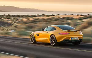   Mercedes-AMG GT S Exterior Night Package - 2014