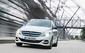   Mercedes-Benz B-class Electric Drive - 2014