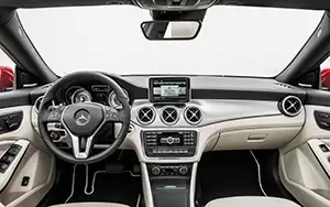   Mercedes-Benz CLA220 CDI - 2013