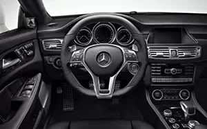   Mercedes-Benz CLS63 AMG 4MATIC Shooting Brake - 2013