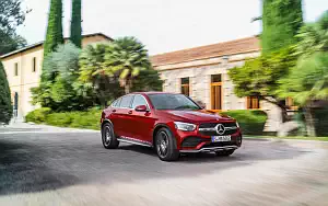   Mercedes-Benz GLC 300 4MATIC Coupe AMG Line - 2019