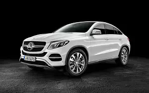   Mercedes-Benz GLE Coupe 4MATIC - 2015