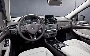   Mercedes-Benz GLS 500 4MATIC Grand Edition - 2017