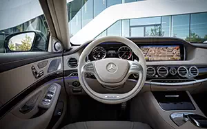   Mercedes-Benz S65 AMG - 2013