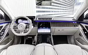   Mercedes-Benz S 580 e AMG Line - 2020