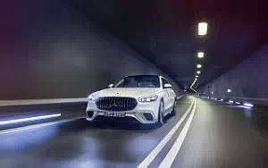   Mercedes-AMG S 63 E Performance (Cashmere White Magno) - 2023